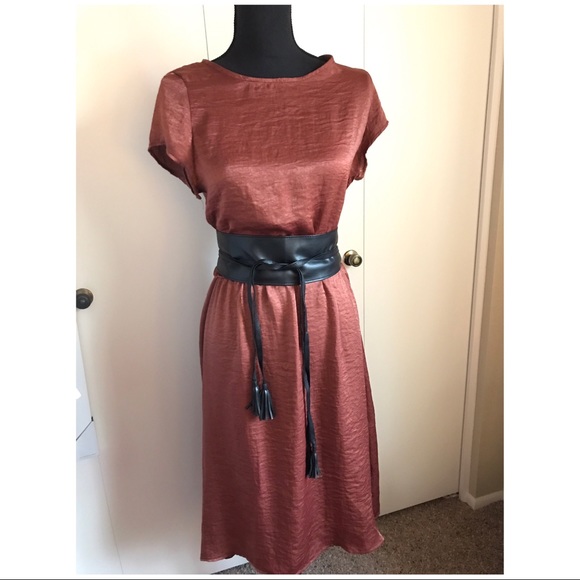 Dresses & Skirts - Silky rusted copper metallic cap sleeve midi dress Dresses & Skirts - Silky rusted copper metallic cap sleeve midi dress